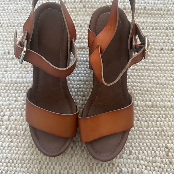 Aldo Tan Brown Leather Platform Block Heel Sandals - Picture 4 of 4